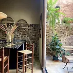 Stone Rustic بلانيس
