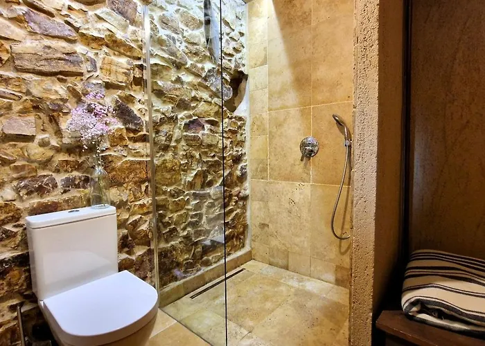 Stone Rustic شقة *